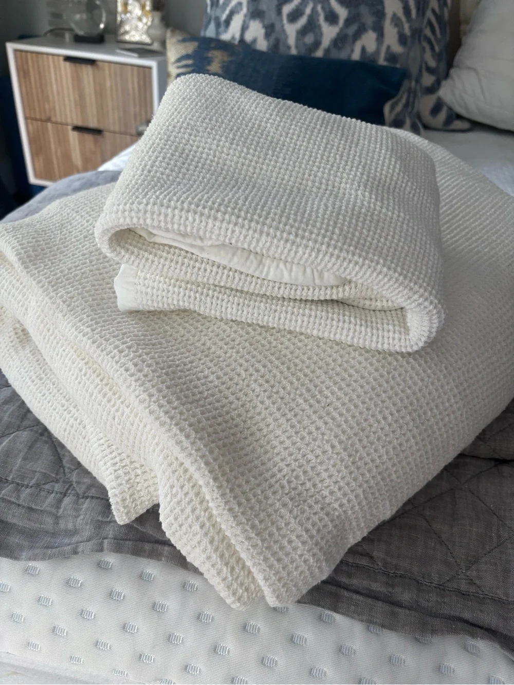 Crate&Barrel Cream Waffle-Weave Duvet Cover